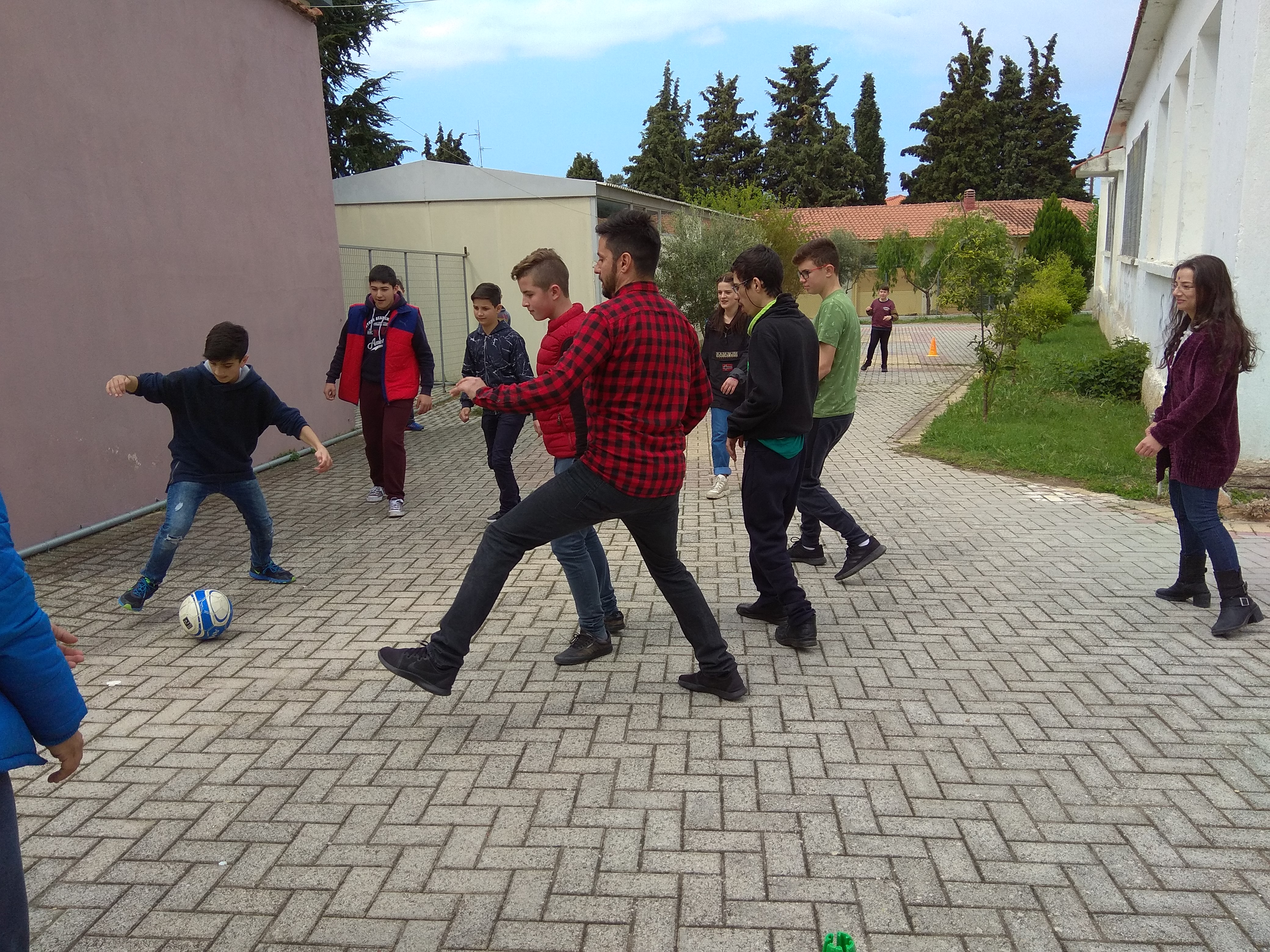 παίζοντας ποδόσφαιρο παίζοντας ποδόσφαιρο