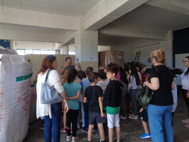 Όλοι μαθαίνουμε Όλοι μαθαίνουμε